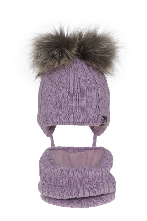 Зимний комплект для девочки: шапка и труба фиолетового цвета с двумя помпонами Marlen