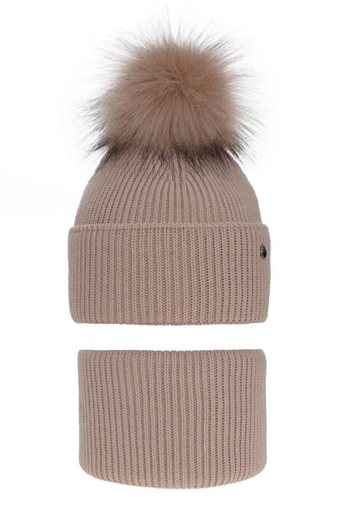 Зимний комплект для девочки: шапочка с помпоном и труба розового цвета Reneta